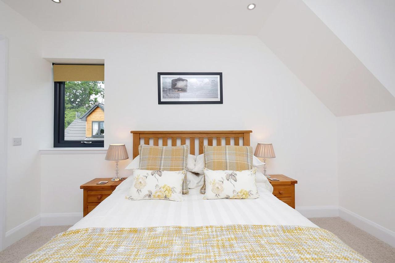Pinewood Cottage Apartment & B&B Инвернес Екстериор снимка